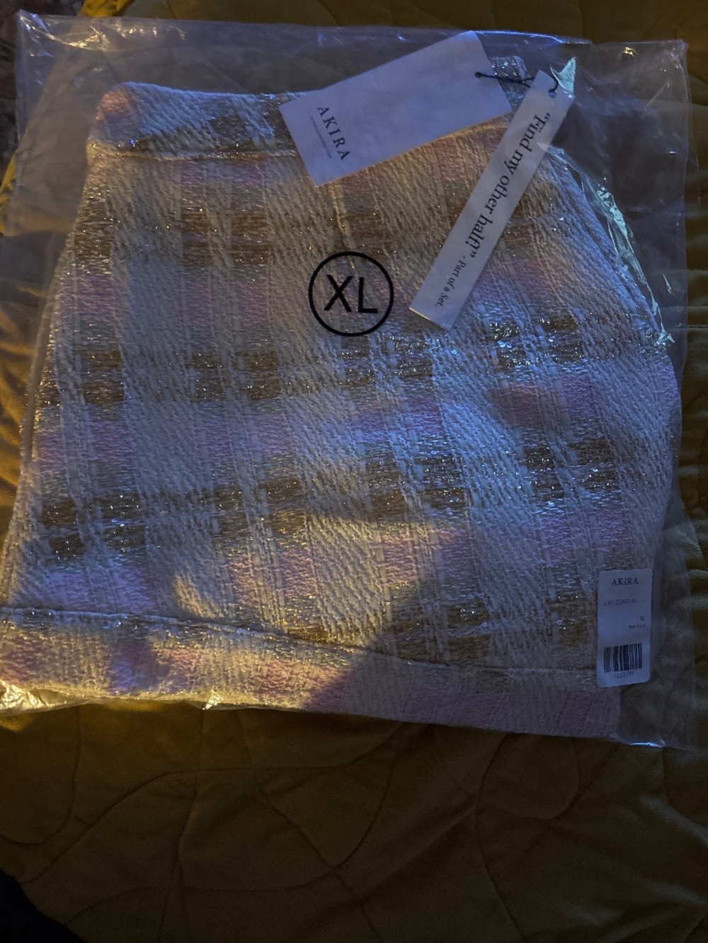 AKIRA FLORENCE TWEED SHORT Size XLXL